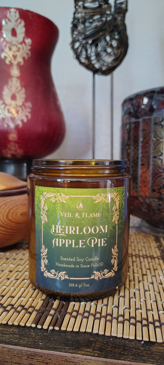 Heirloom Apple Pie Candle – Baked Apple & Cinnamon Scent Cozy Holiday Soy Candle