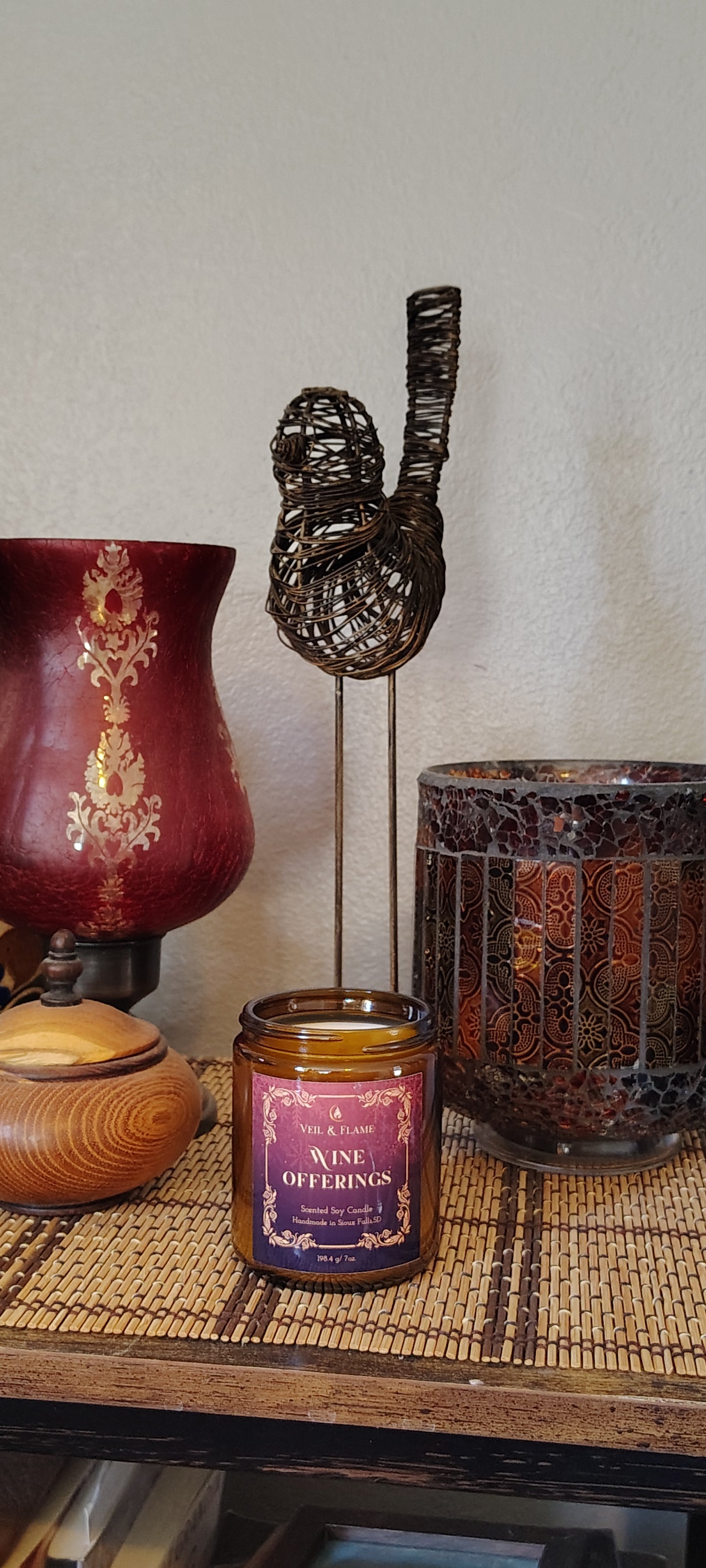 Wine Offerings Candle – Red Wine & Fig Scent Cozy Holiday Soy Candle