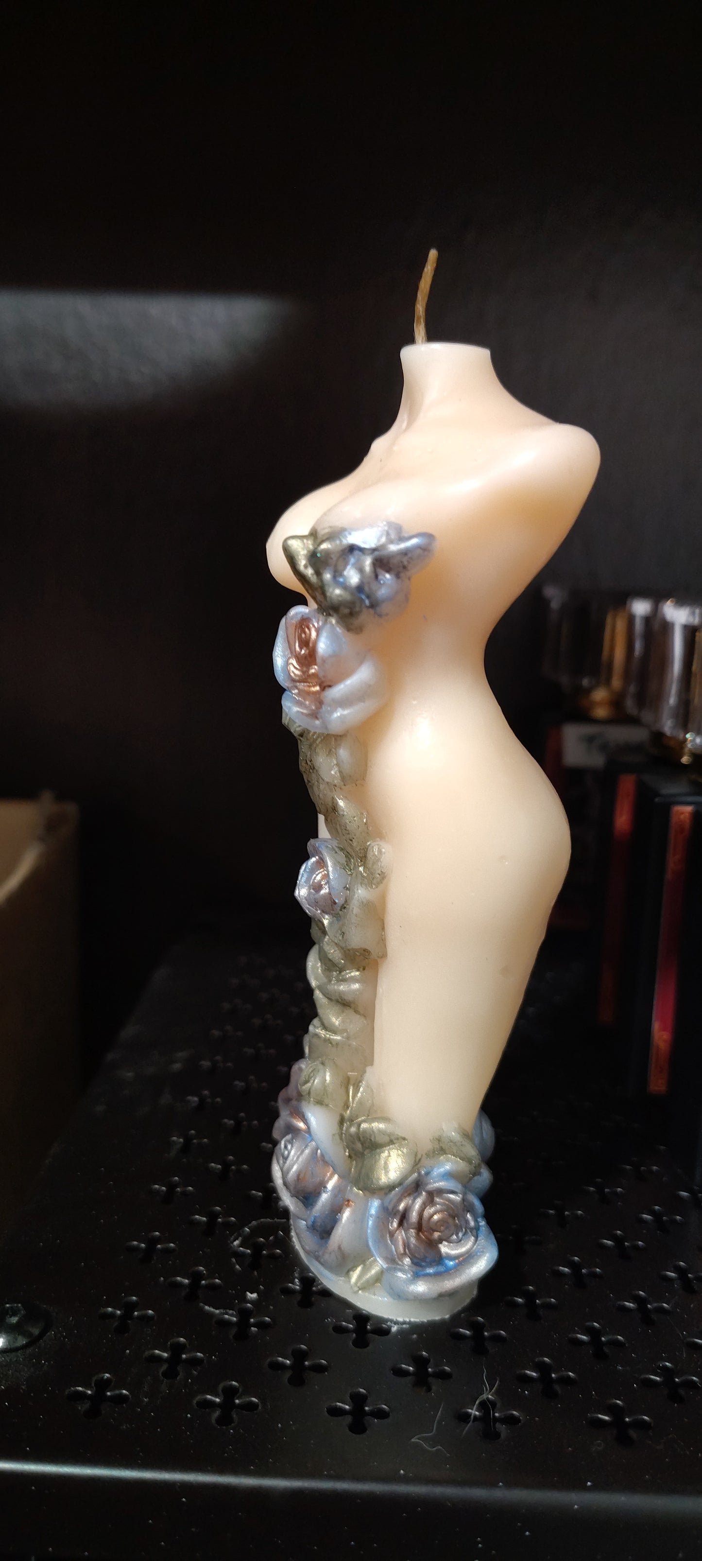 Feminine Figure - blue and copper florals